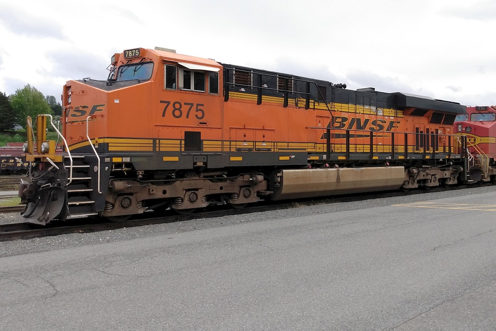 BNSF 7875